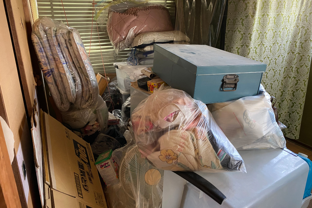 粗大ゴミの溜まった部屋